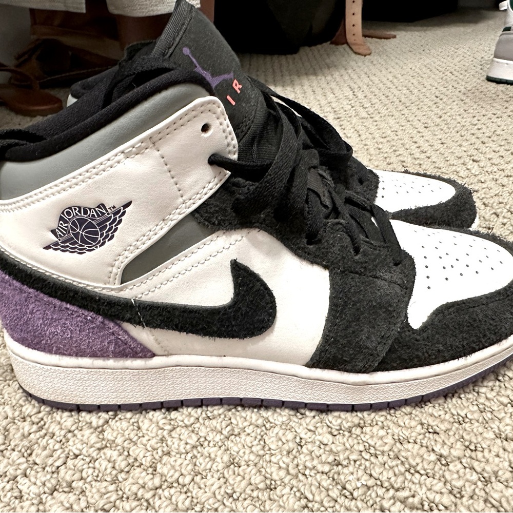 Purple/black & white Nike Air Jordan shoes, suede with white learher